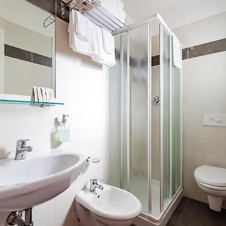 Sorriso Отель Мизано-Адриатико